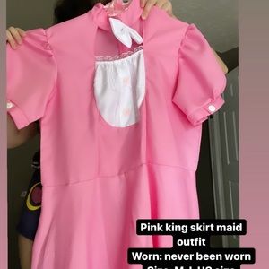 Pink king skirt maid outfit